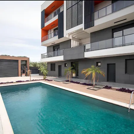 Tunc Suite Luxury House Aksu  Zewnętrze zdjęcie